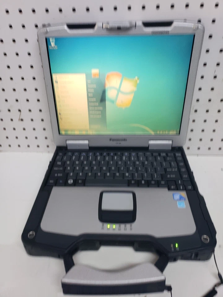 Panasonic Toughbook CF30 core 2 Duo CPU L9300 1.6Ghz  4GB RAM 256GB SSD Win7 Pro - Image 2 of 4