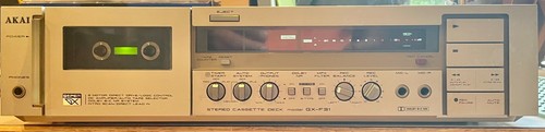 AKAI GX-F31 Kassettendeck (for parts)