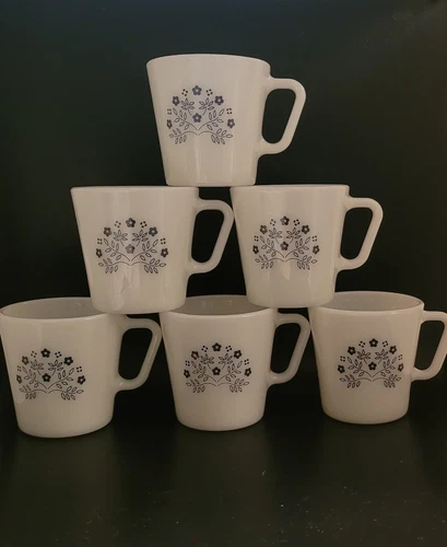 Vintage Pyrex Mugs Summer Impressions Blue Floral 300 ml. Coffee Mug