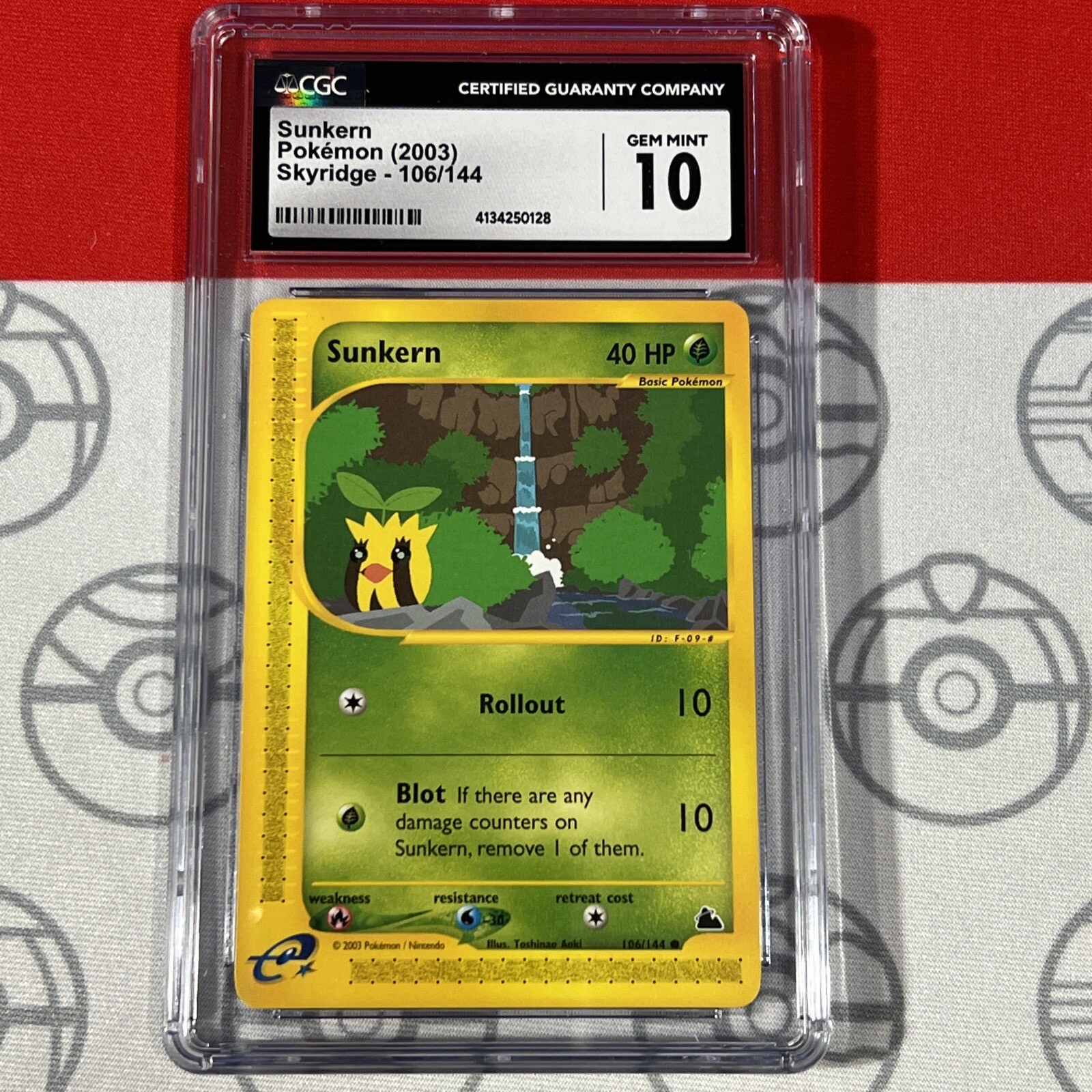 CGC 10 Gem Mint Sunkern 106/144 2003 Skyridge Pokemon Card 0128