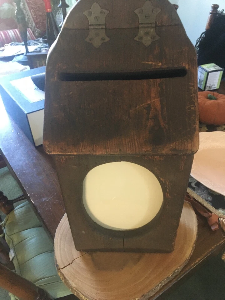 RUSTIC Wooden Hand MADE  Mail Box Hinged Lid -WITH GLASS FRAME FOR STREET NO. - Image 2 of 4