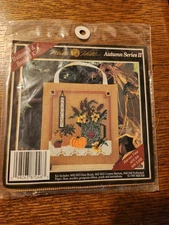 1995 Mill Hill Cross Stitch Bead Kit Fall Autumn  Harvest Time