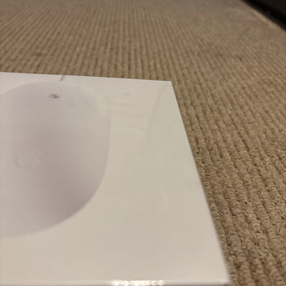 Apple Mouse A1152 USB Wired Optical Mouse MB112LL/B New Sealed - Image 3 of 4