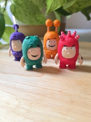 Lot Of 4 Oddbods Figures Red Blue Orange Purple Q45