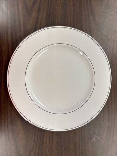 New Lenox Federal Platinum 5 Piece Place Setting(s) White with Platinum Edge - Picture 3 of 13
