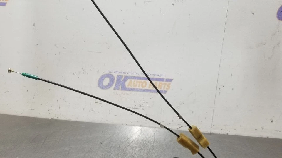 06 2006 Toyota Tacoma OEM conductor puerta delantera izquierda pestillo  Foto 2 de 4