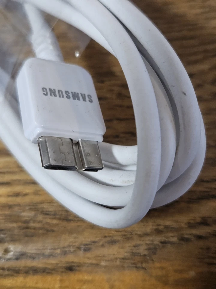 Lot of 20 OEM Original Samsung 3FT USB 3.0 Charging Data Cable Cords - Image 2 of 4