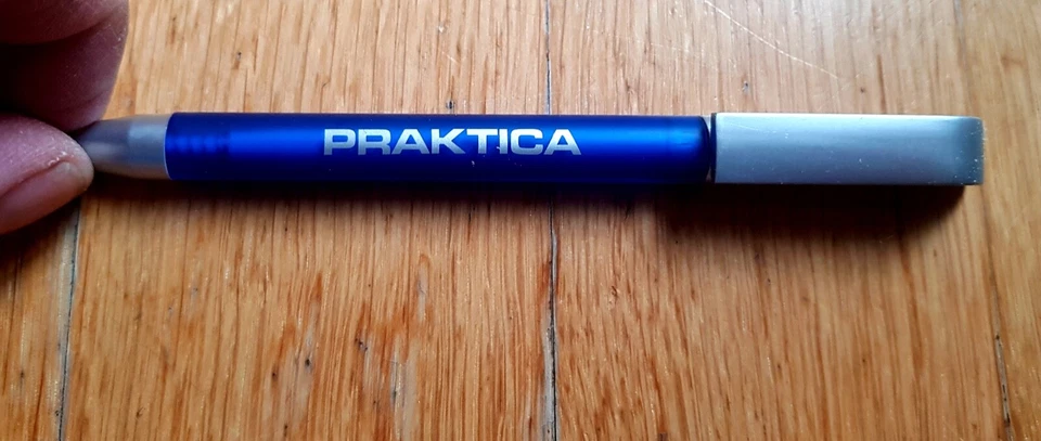 1 x orig. PRAKTICA FOTOCAMERA penna a sfera ARTICOLO PUBBLICITARIO PRAKTICA PENTACON DRESDA