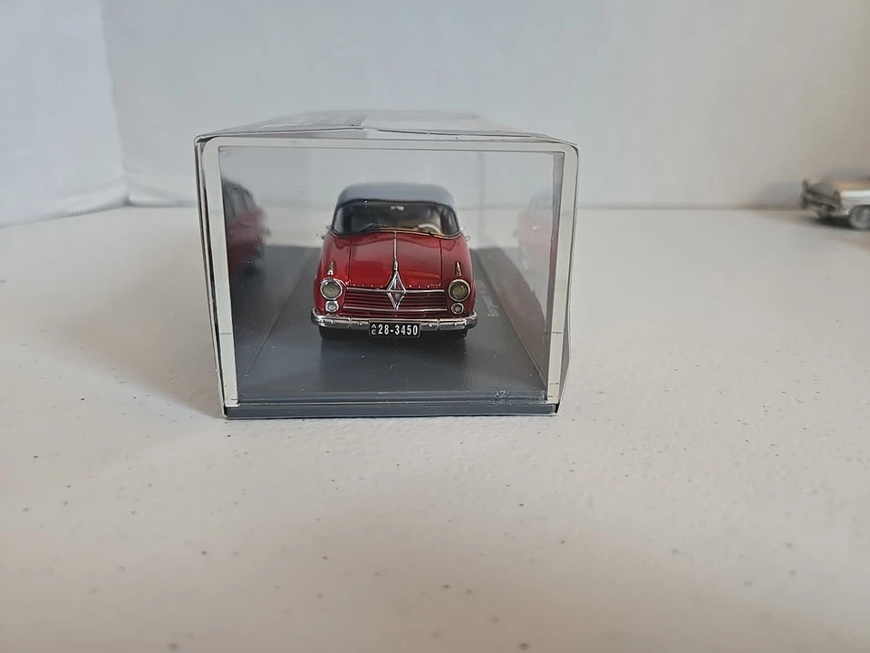 MODELOS A ESCALA NEO 1952 BORGWARD H 2400 - ESCALA 1/43 NEO43450 Foto 3 de 4