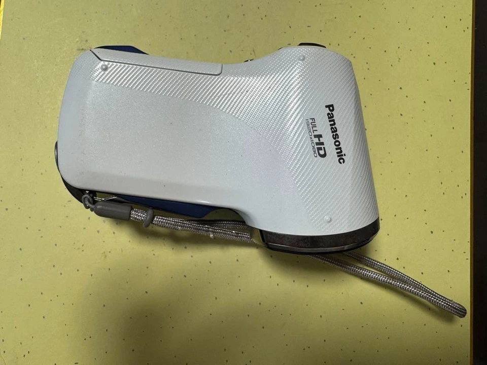 Panasonic HX-WA30 Digital Video Camera White Waterproof Used Japan Tested - Image 2 of 4