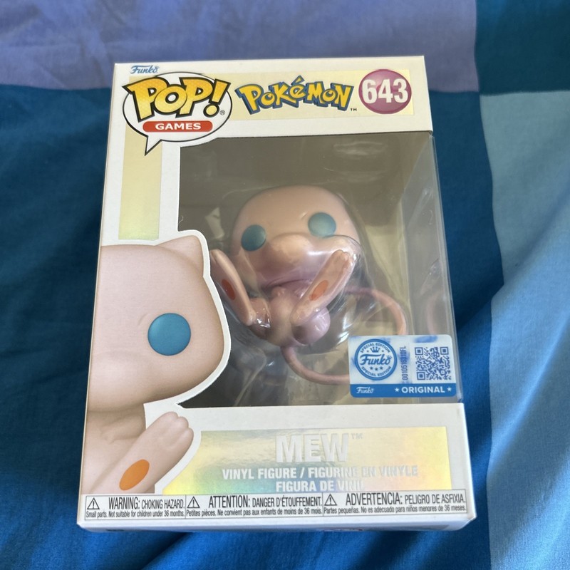 Funko Pop Games Mew (Pearlescent) #643 Pokemon Center Exclusive