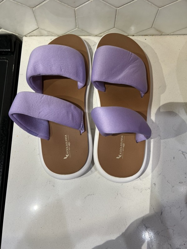 KOOLABURRA BY UGG Women's Alane Slide Sandal, Purple Rose (worn Only To Try On)