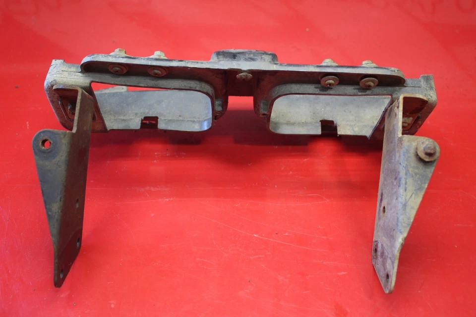 Honda Fourtrax 200 1992 faros parrilla carcasa 66300-HF1-670ZA Foto 2 de 4