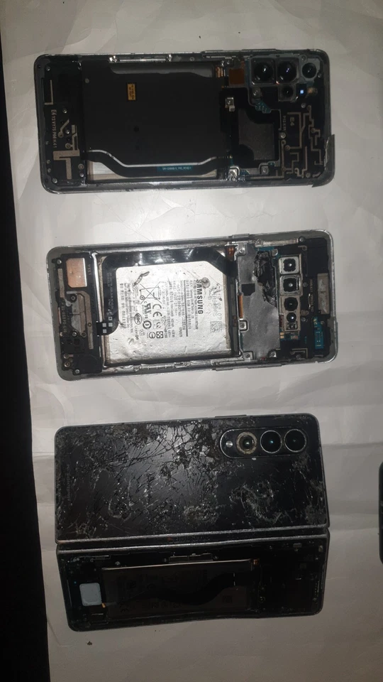 10x samsung(3xS10,3xS9,S21,S21ULTRA,S20,FOLD4),grade E,for parts - Image 2 of 4