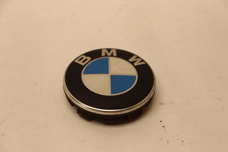 BMW M3 M4 M5 M6 1995-2018 E81 E90 F01 F02 F20 F30 TAPACUBOS CENTRAL LLANTA OEM Foto 2 de 4