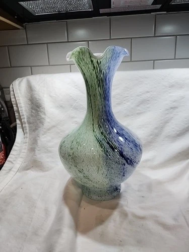 Vintage Lavorazione Arte Murano Pastel Confetti Splatter Glass Ruffled Vase