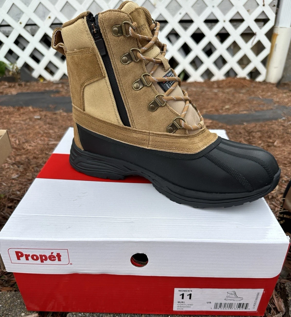 Propét women’s Tan Black Waterproof Leather Snow Boots Size 11