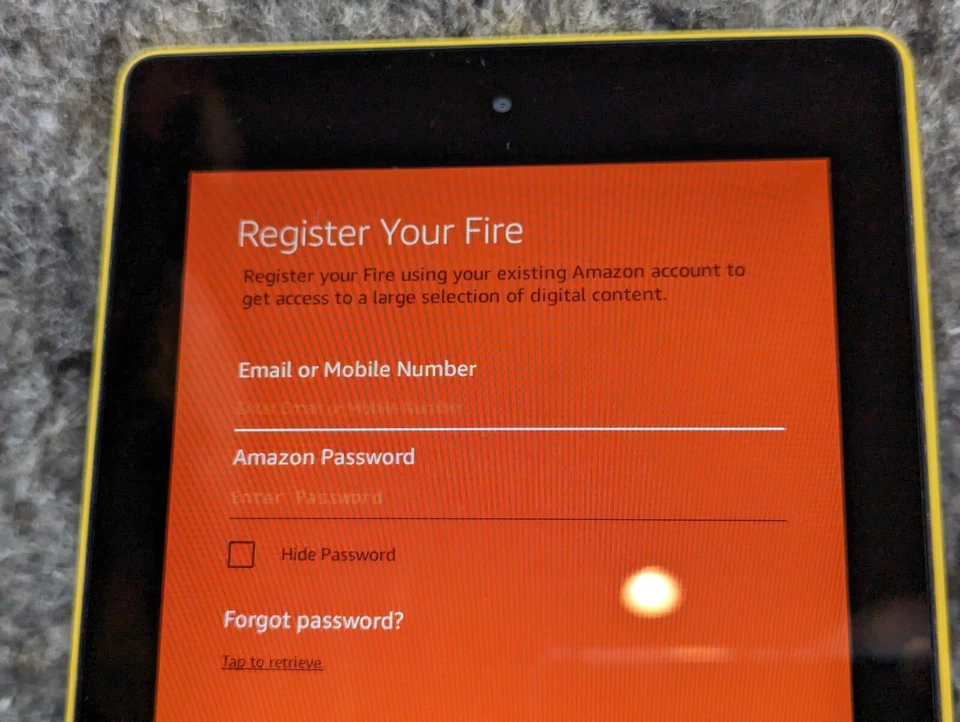 🔥Works🔥 Amazon Fire 7 (7th Generation) 8GB, Wi-Fi, 7" Tablet - Yellow (F) - Image 4 of 4