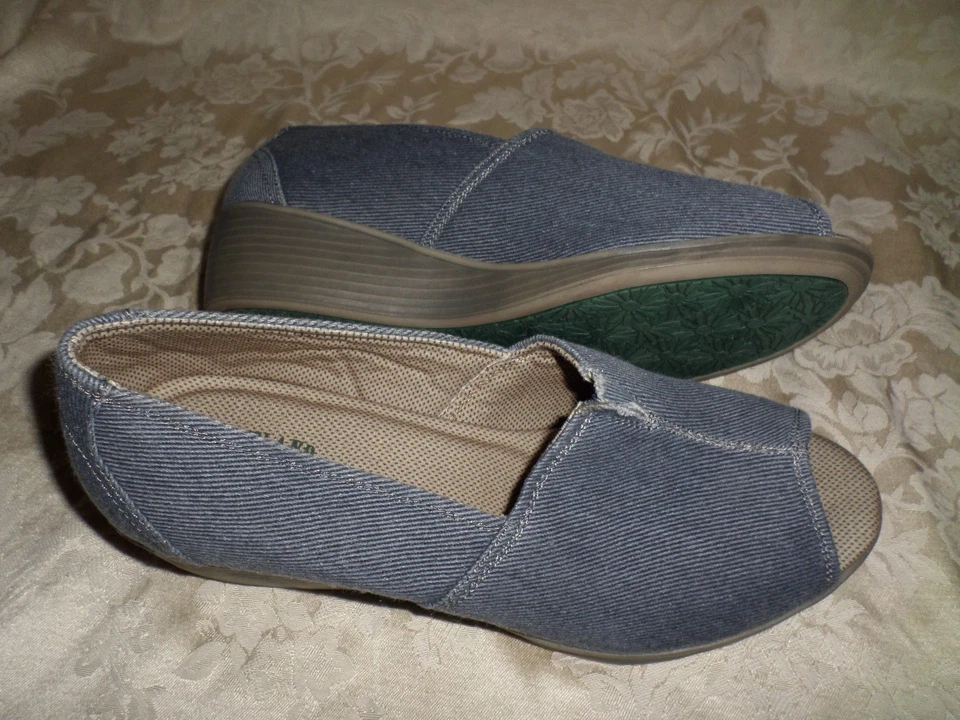 Eastland "Brooke" Denim Azul Lona Cuña Punta abierta 11 M Usado en Excelente Condición Espuma con Memoria Foto 4 de 4