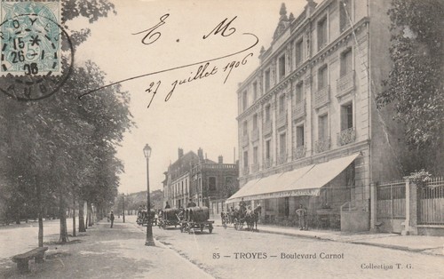 CPA ROANNE Les Grands Magasins Aux Dames de France (339462