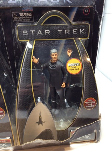 STAR TREK 2009 PLAYMATES WARP COLLECTION SPOCK BONUS 2 PACK ACTION FIGURE - Picture 3 of 6