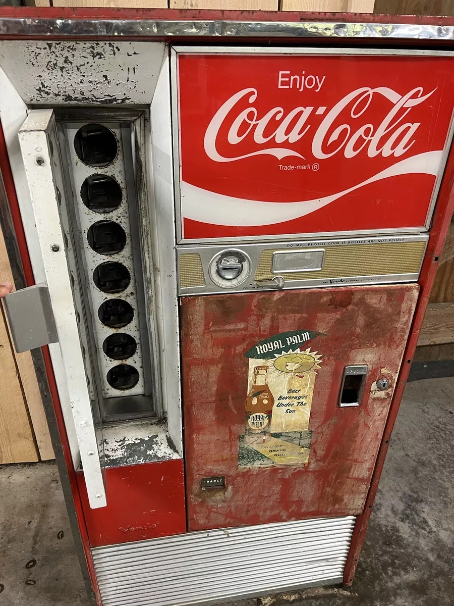 Old on sale coke machine