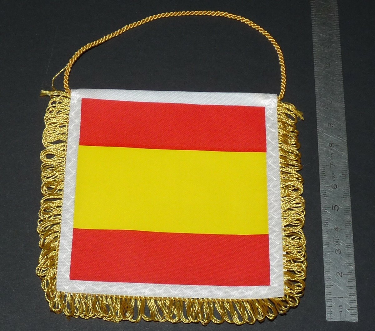 Real Federacion Española de Futbol Wimpel (Gebraucht) in Winterthur für