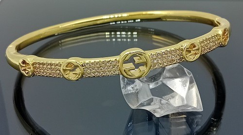 Impresionante brazalete con bisagras italiano de diamantes simulados 18 quilates relleno de oro de 18 quilates GF de 58 mm - Imagen 2 de 10