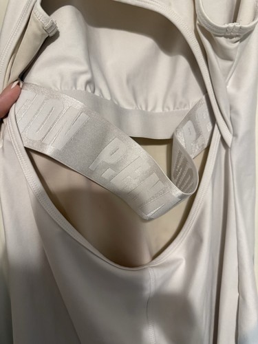 Revolve - Mini vestido en forma de onda en blanco óptico - PE Nation - mediano - Imagen 6 de 6