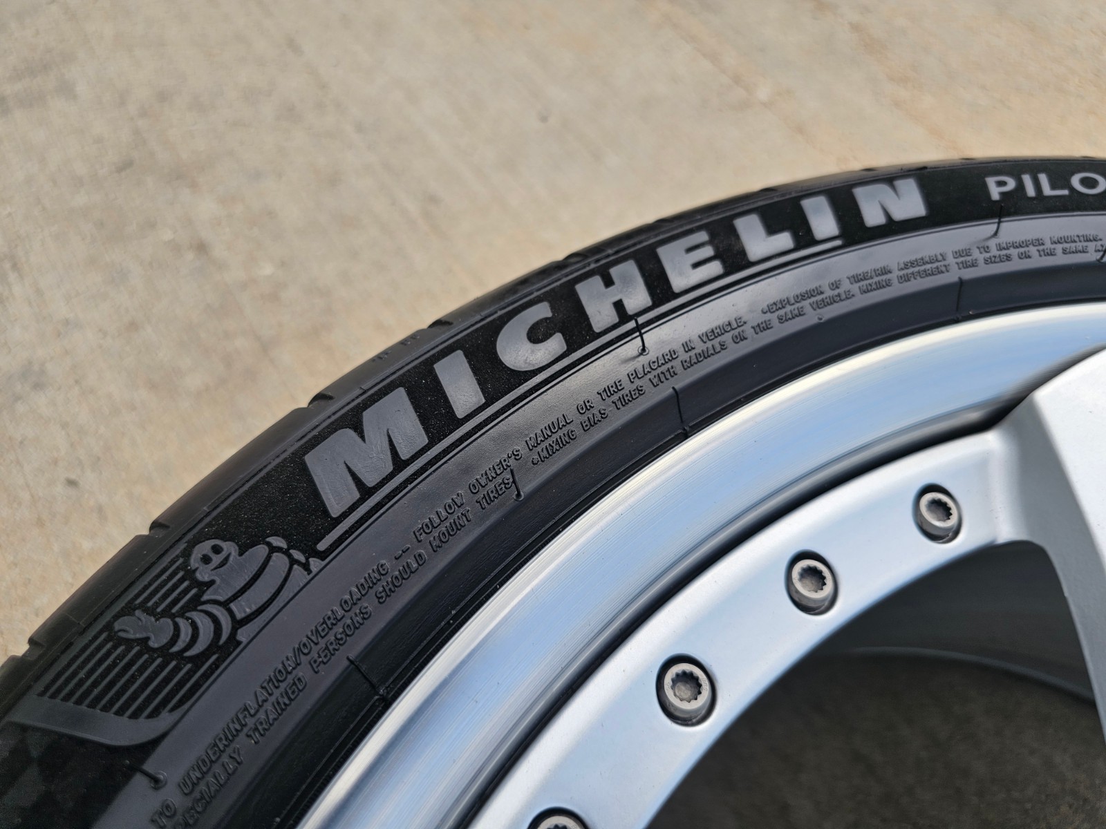 Bentley Continental Spare wheel rim