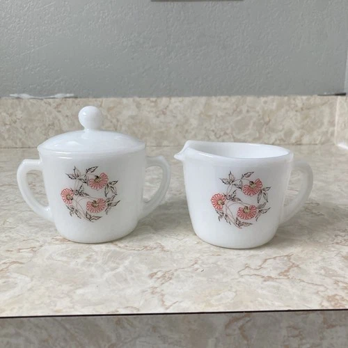 Vintage Fire King Pink Fleurette Milk Glass Creamer & Sugar Bowl W Lid 1950’s