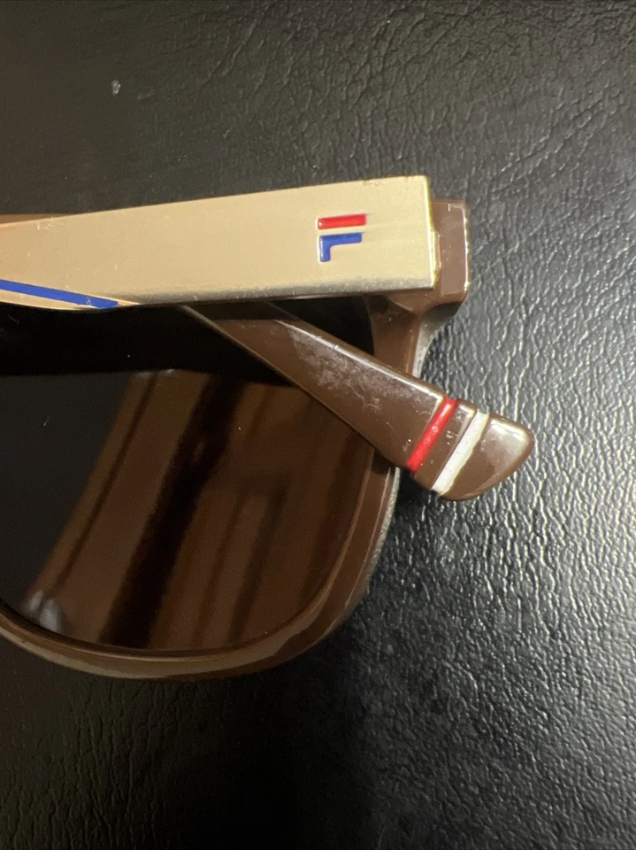 Gafas de sol vintage Fila para hombre cuadradas marrones rayas SF9287 Foto 4 de 4