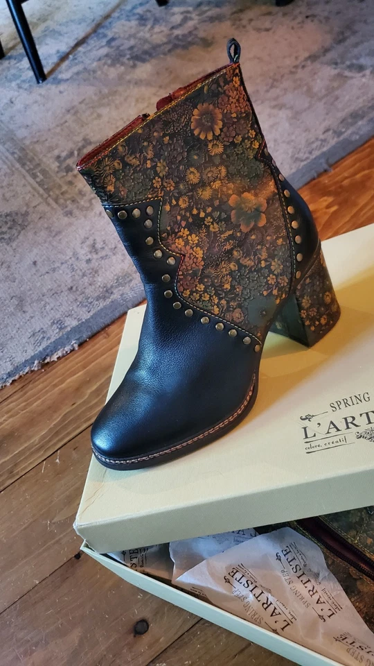 L'Artiste OLEVEA Camel Boots Sz 38 - Image 3 of 4