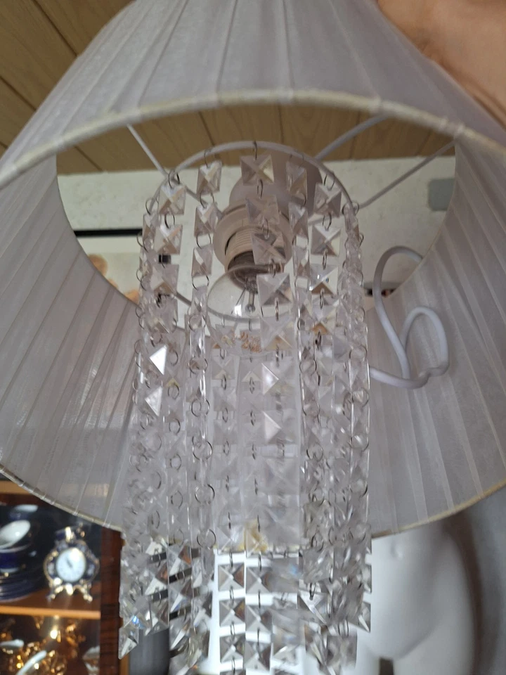 Hängelampe Kronleuchter mit Stoffschirm & Kristallanhängern Weiß Shabby Vintage - Bild 2 von 3