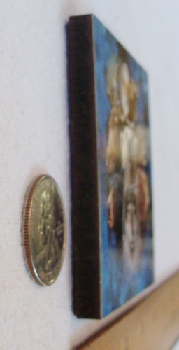 IMÁN DE ESCENA ARTÍSTICA DE COLLAGE DE VIDA SILVESTRE CON GOTA DE NOMBRE DE ALASKA - 3"" X 3"" LAMINADO EN MADERA - Imagen 5 de 7