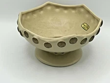 Haeger Floral Tan and Gold Pottery Planter Copyright 2001