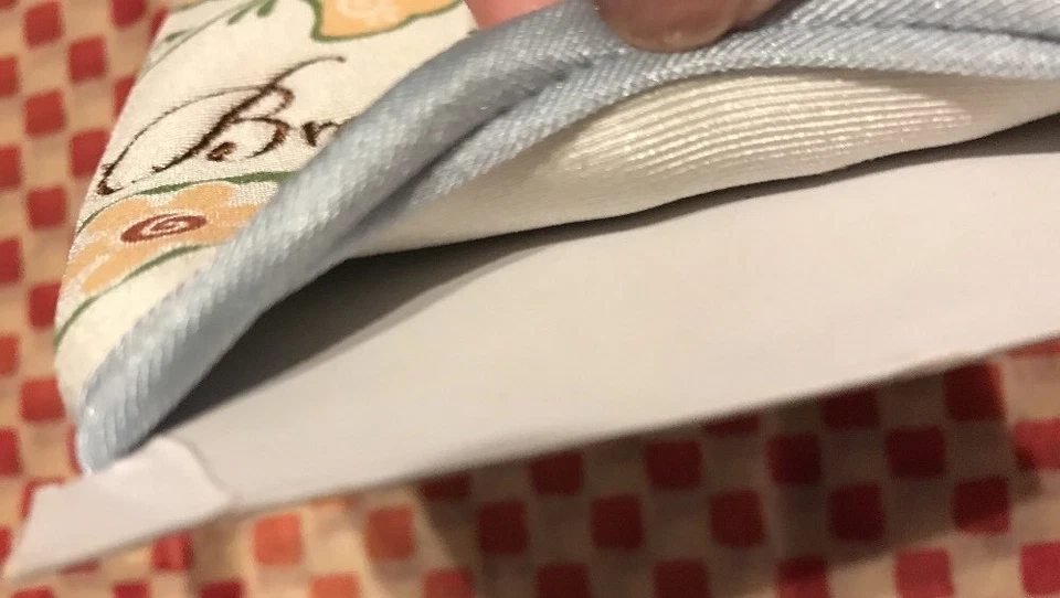 New Ganz Embroidered Water Bottle Sleeve Neoprene Breath Deeply Floral - Image 2 of 4