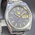 Rare vintage Seiko 5 automatic day date movement number 7009A japan made men's w