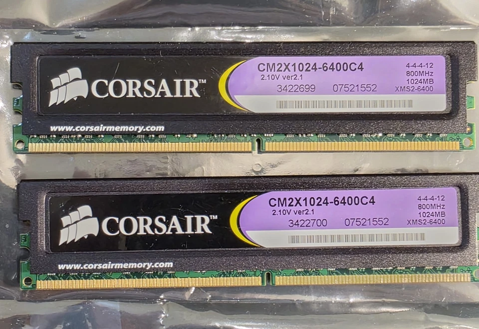 (2) Corsair XMS2 Xtreme Performance DDR2 Memory CM2X1024-6400C4 - Image 2 of 2