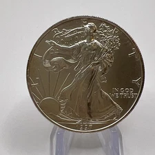 1997 American Silver Eagle - .999 Pure Silver No Spots - Bright White In Capsule