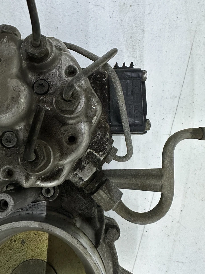 86-93 MERCEDES W124 300E 300TE 300SE 260E 190E FUEL INJECTION DISTRIBUTOR OEM Foto 3 de 4