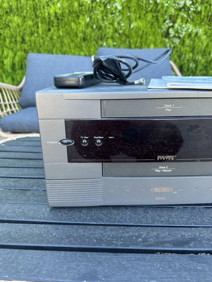 Go Video Sistema Doble VCR Video Video Grabadora Video Cassette Control Remoto e Instrucciones Incluidas Foto 3 de 4