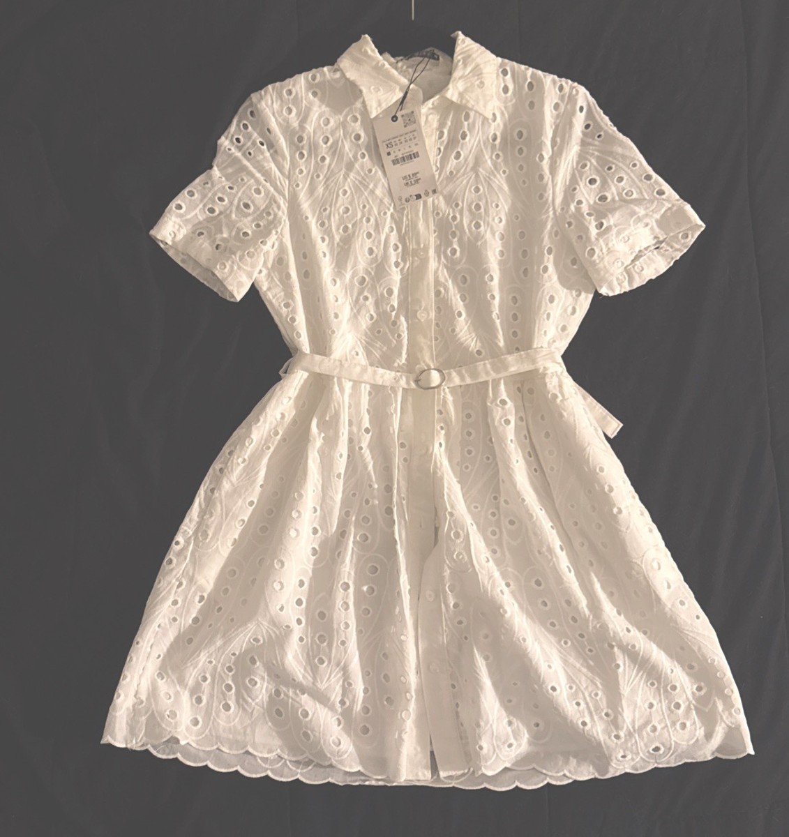 green emerald velvet dress Eyelet Blue and White Floral Mini Dress L