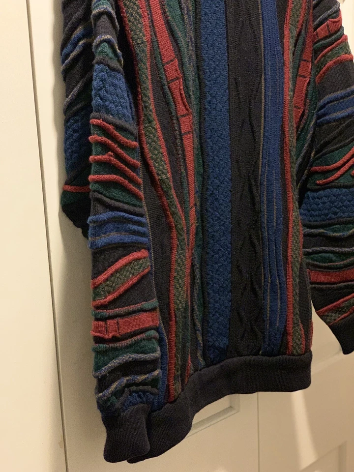 Vintage TOORALLIE Australia Multicolor Pure WOOL 3D Knit SWEATER COOGI STYLE 90s - Image 4 of 4