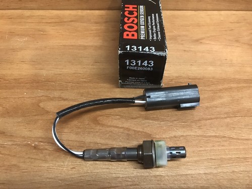 Genuine Bosch 13143 Oxygen Sensor Fast Free Shipping Cross Ref 213-1320