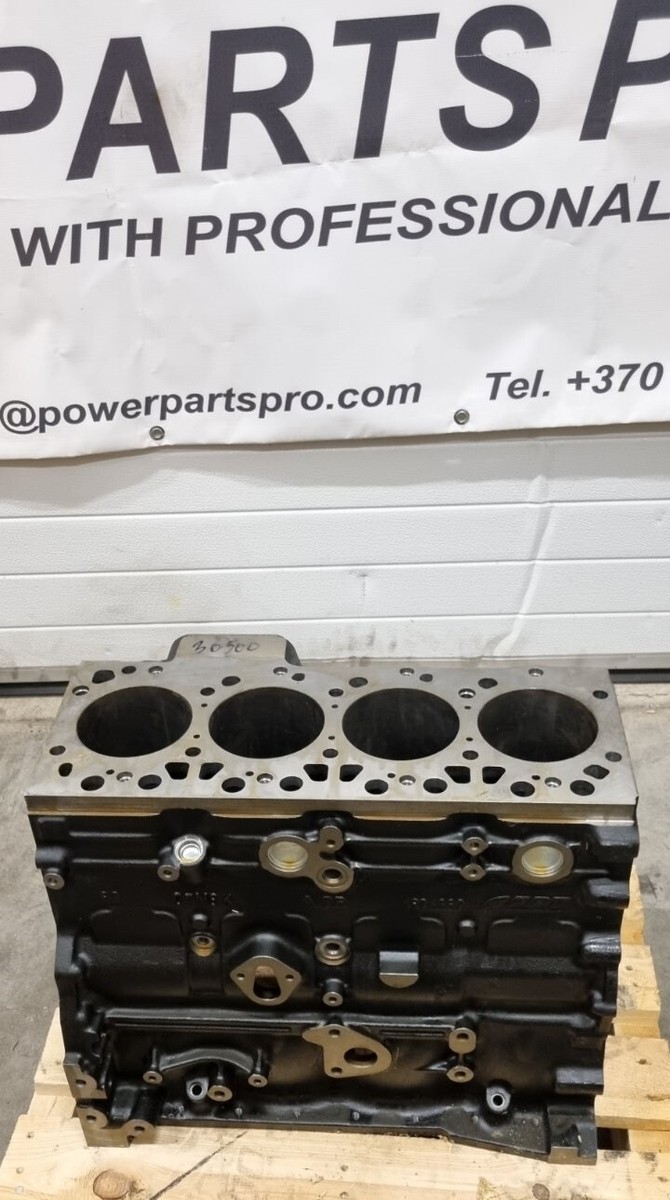 2830081 2830082 CASE Engine Crankcase for Backhoe OEM