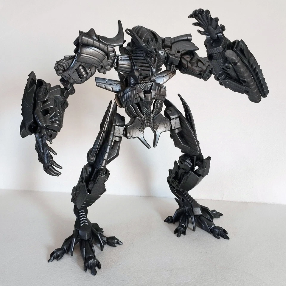 TRANSFORMERS ROTF: THE FALLEN (VOYAGER) CUSTOM PAINT. HASBRO 2009 - Imagen 2 de 4