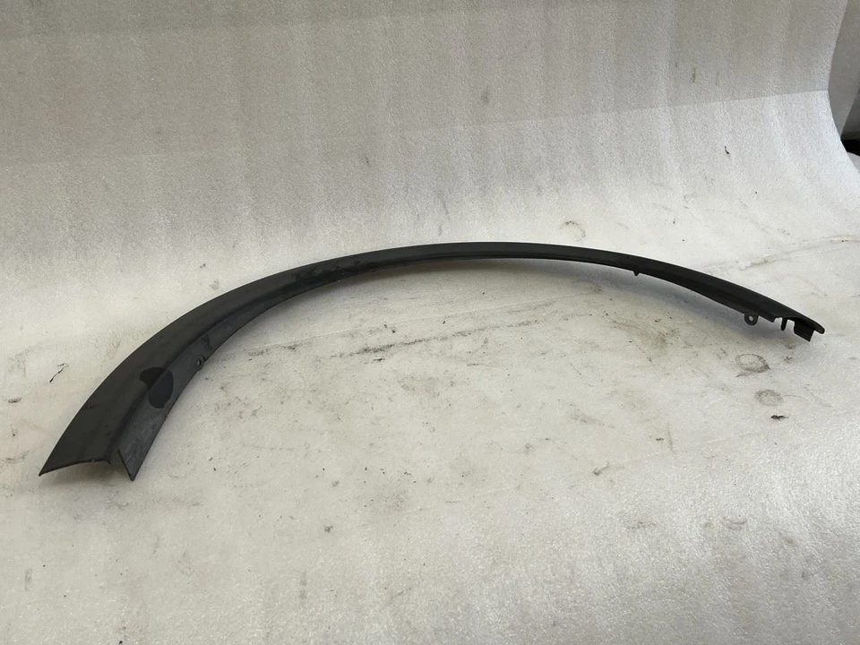 Volvo C30 2011 2012 2013 base guardabarros delantero derecho acabado arco de rueda moldura moldura Foto 2 de 4