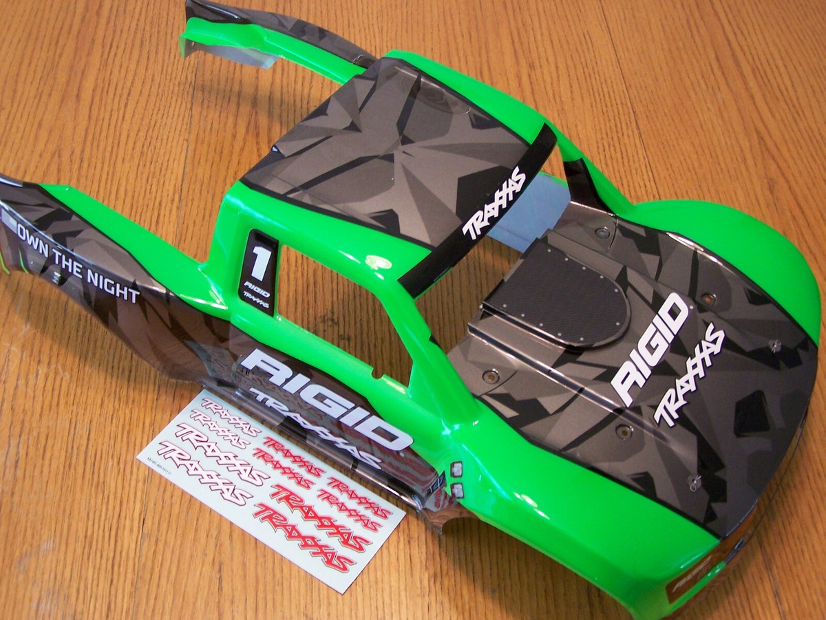 Fits Traxxas Unlimited Desert Racer UDR Green Grey Black Body
