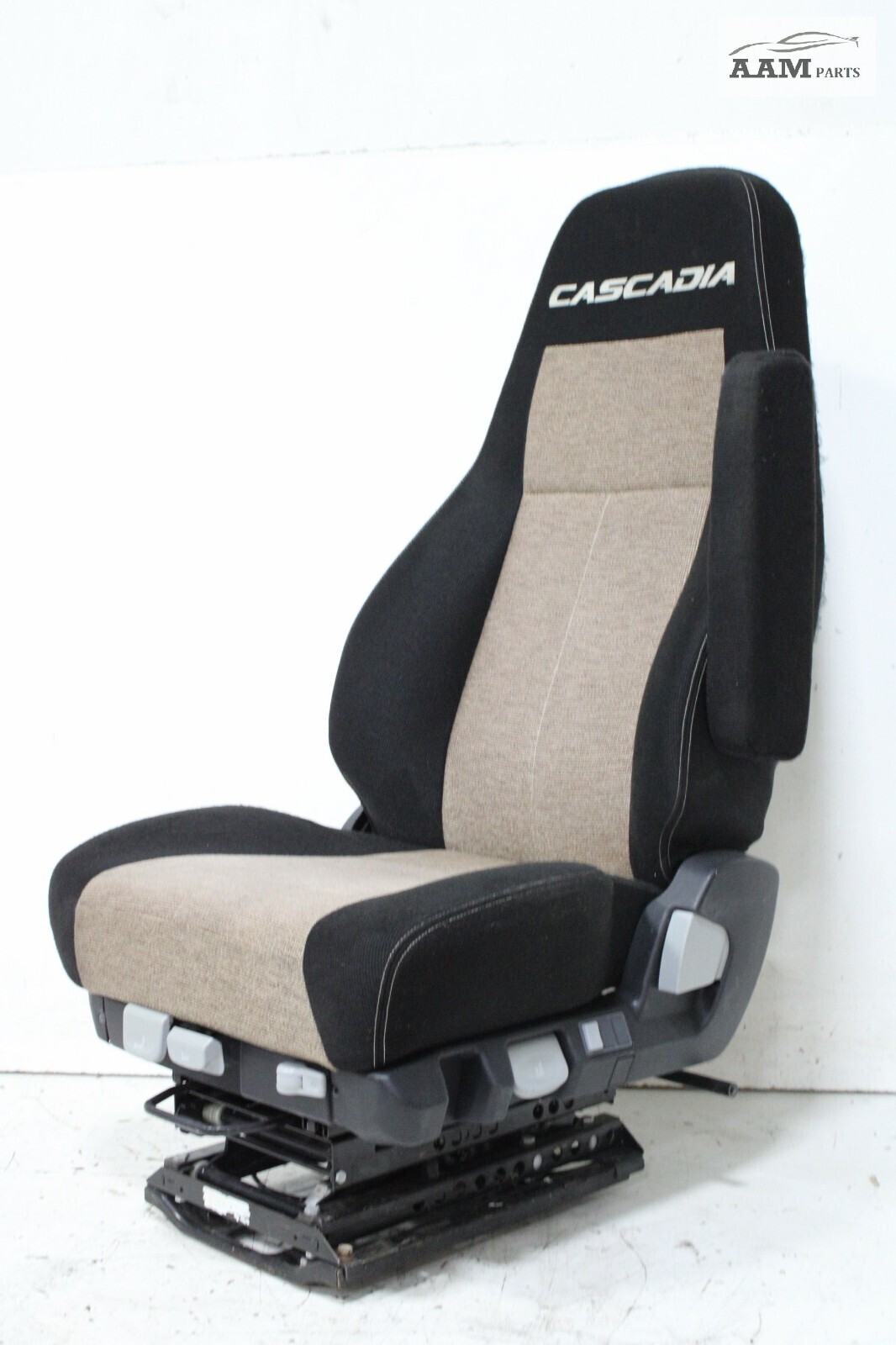 2018-2024 FREIGHTLINER CASCADIA FRONT RIGHT PASSENGER SIDE SEAT CUSHION OEM